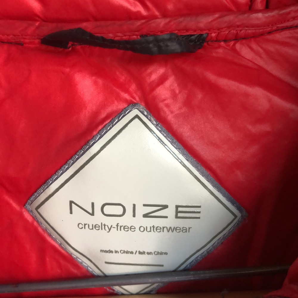 NOIZE Large Viv Quilted Lightweight Puffer Jacket - Picture 7 of 14